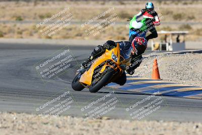 media/Jan-09-2022-SoCal Trackdays (Sun) [[2b1fec8404]]/Turn 11 (935am)/